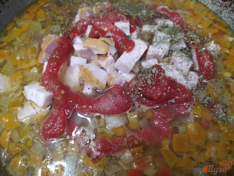 Фото приготовление рецепта: Гречневая крупа с бужениной и кетчупом шаг №4