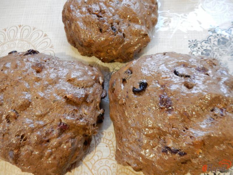 Фото приготовление рецепта: Десертный ржаной хлеб с семечками и сухофруктами шаг №10