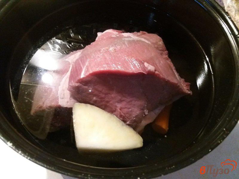 Фото приготовление рецепта: Бульон из говядины шаг №3