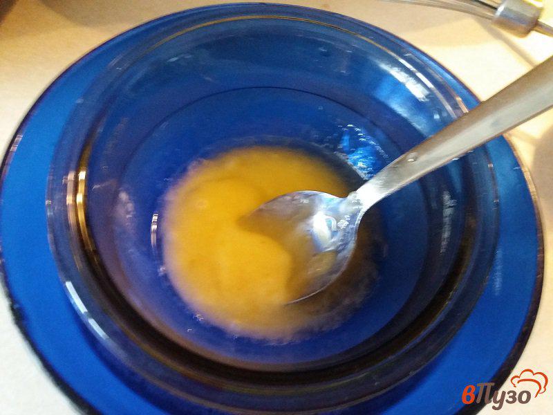 Фото приготовление рецепта: Домашний майонез с васаби и апельсиновым соком шаг №2