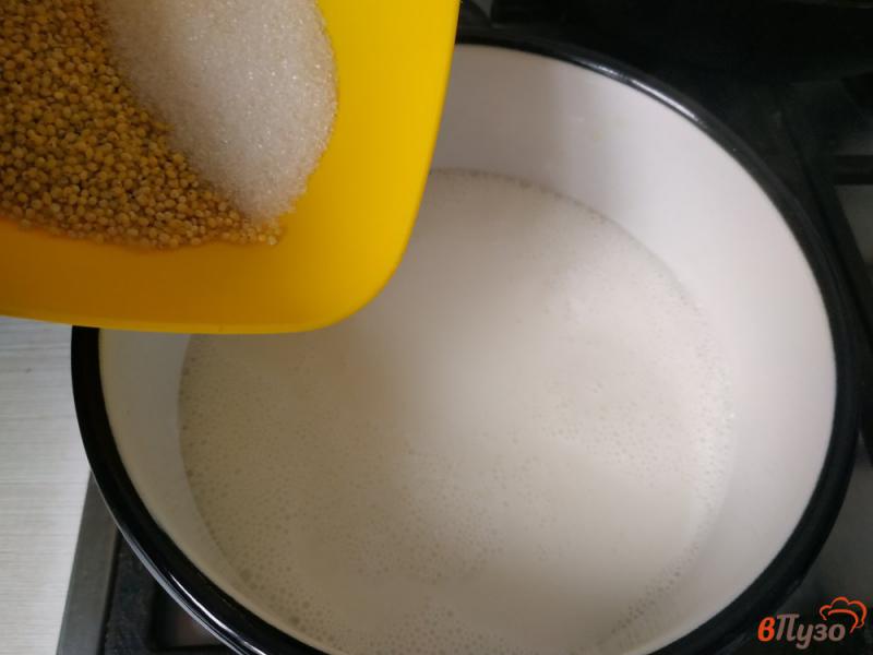 Фото приготовление рецепта: Молочный суп с пшеном шаг №2
