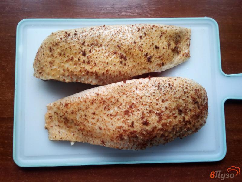 Фото приготовление рецепта: Утиная грудка запечённая в духовке с картофелем шаг №2