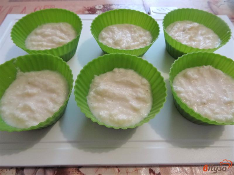Фото приготовление рецепта: Кексы из кокосовой муки шаг №7