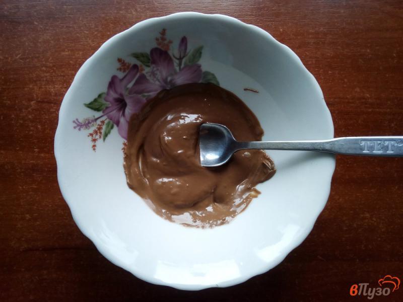 Фото приготовление рецепта: Десерт из творога в шоколаде шаг №1