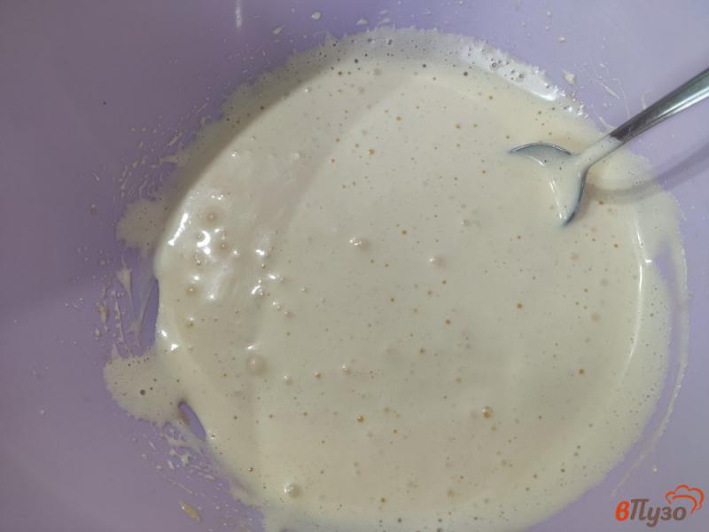 Фото приготовление рецепта: Пирог со сгущённым молоком шаг №3