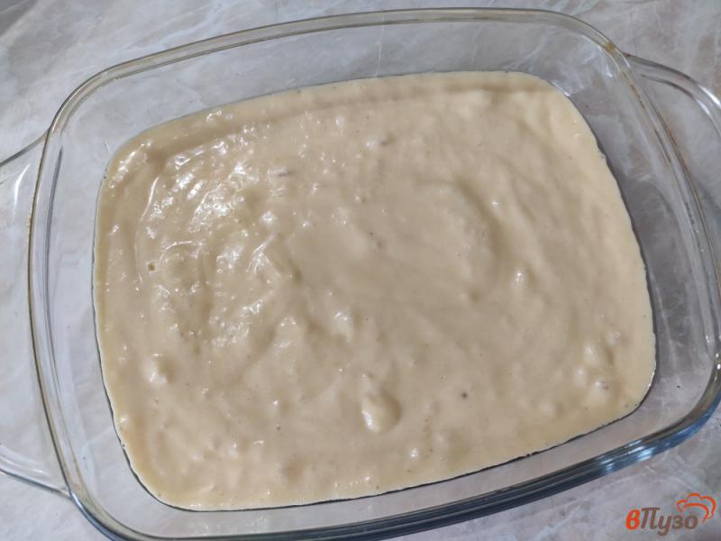 Фото приготовление рецепта: Пирог со сгущённым молоком шаг №5