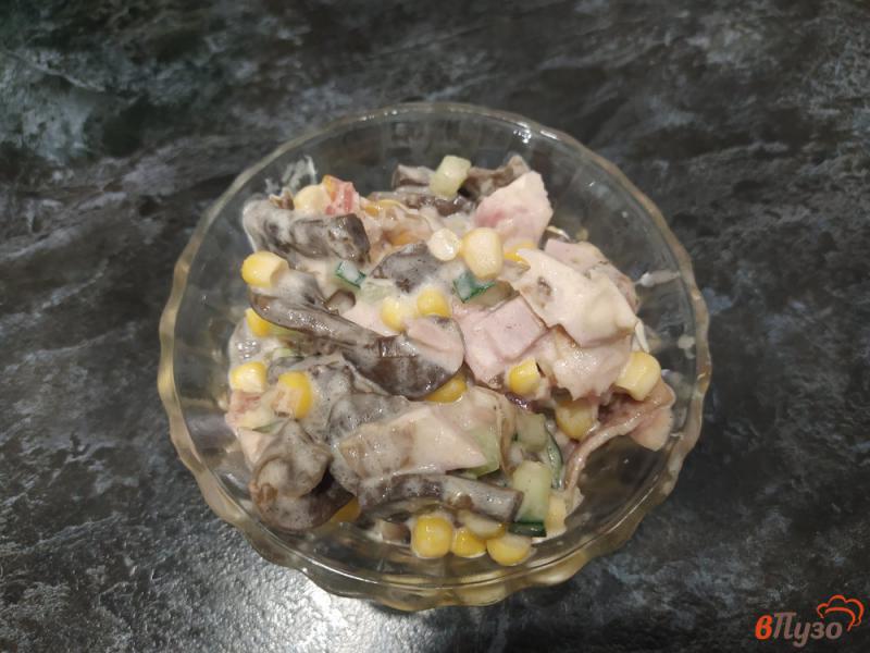 Фото приготовление рецепта: Овощной салат с курицей и шампиньонами шаг №6