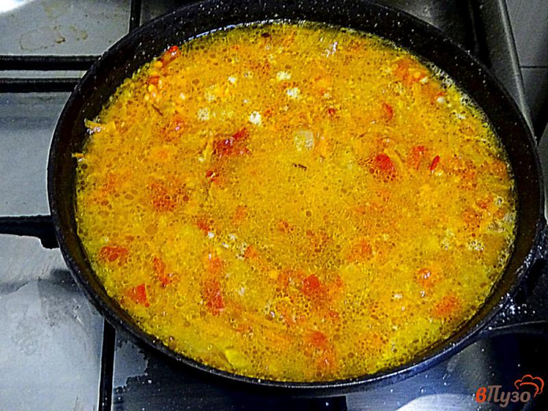Фото приготовление рецепта: Гарнир из красной чечевицы с овощами шаг №6