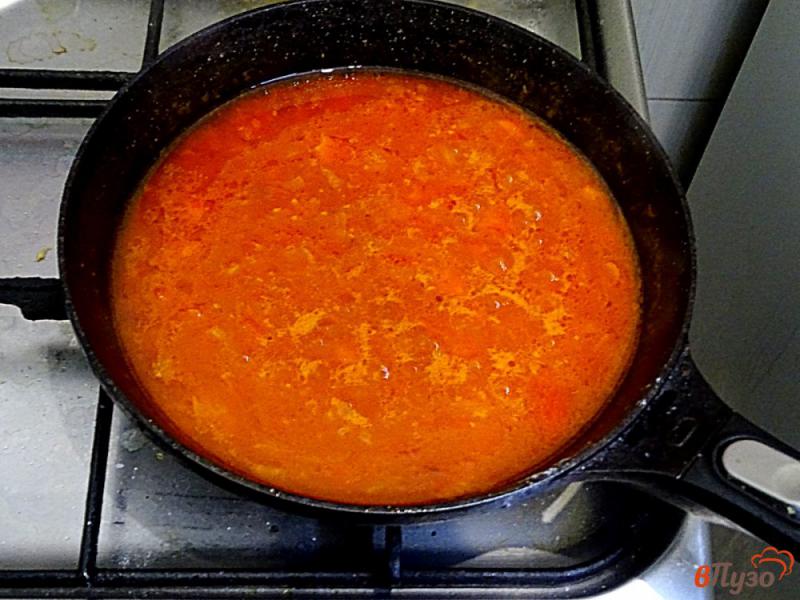 Фото приготовление рецепта: Соус из томатной пасты к макаронам шаг №6