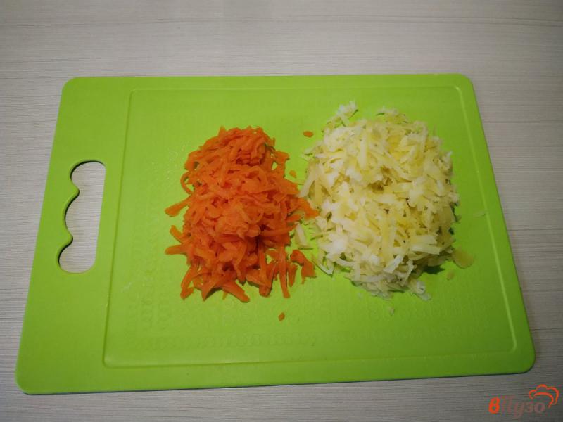 Фото приготовление рецепта: Порционный салат Шуба шаг №1