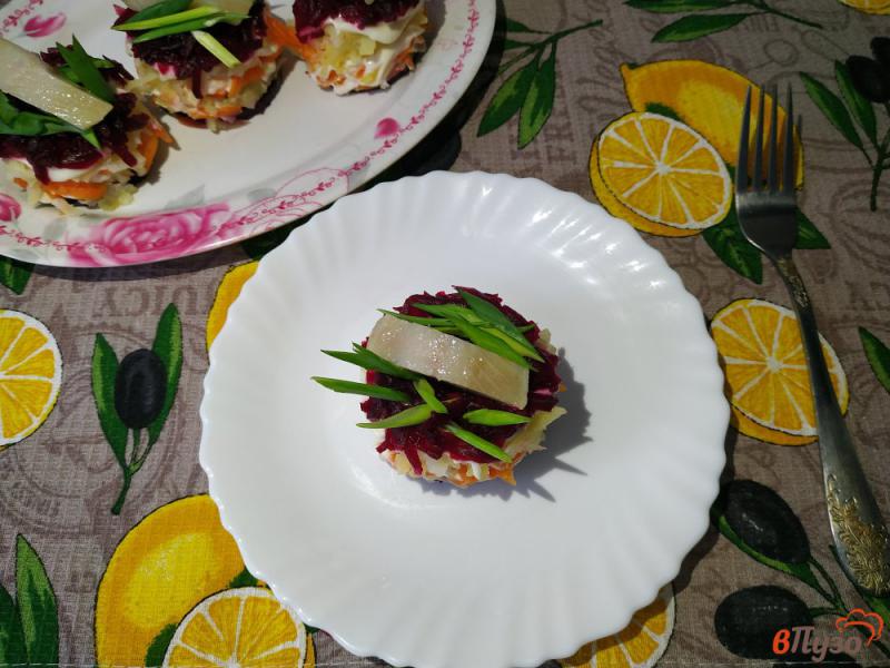 Фото приготовление рецепта: Порционный салат Шуба шаг №11