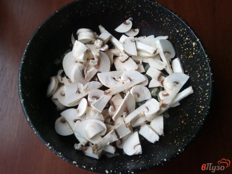 Фото приготовление рецепта: Домашняя лапша с грибами шаг №10