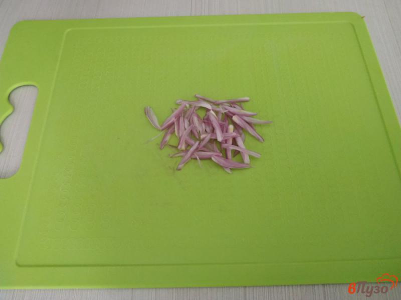 Фото приготовление рецепта: Салат с пекинской капусты и помидорами черри шаг №5