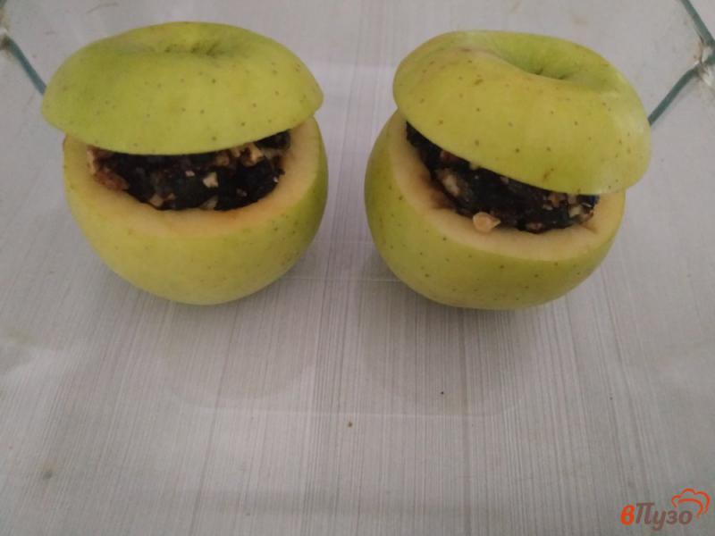 Фото приготовление рецепта: Запечённые яблоки в микроволновке шаг №5