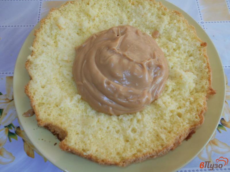 Фото приготовление рецепта: Торт бисквитный  «Сладкий каприз» шаг №11