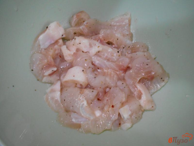 Фото приготовление рецепта: Морской язык в томатном соусе шаг №2