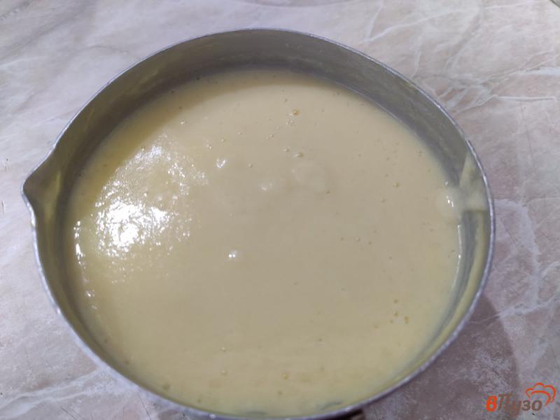 Фото приготовление рецепта: Молочный десерт с шоколадом шаг №5