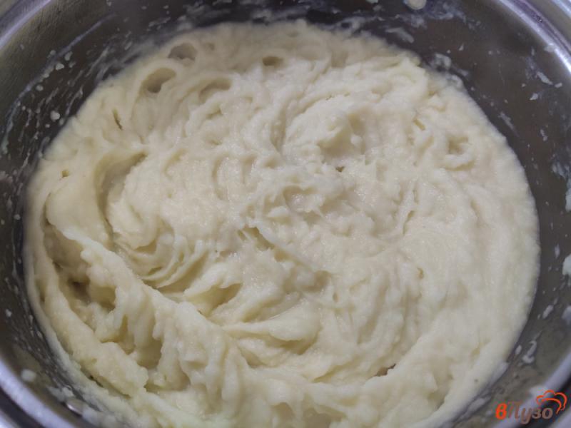 Фото приготовление рецепта: Картофельное пюре с чесноком шаг №6