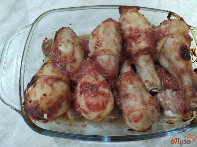 Фото приготовление рецепта: Куриные голени запечённые с кетчупом шаг №6