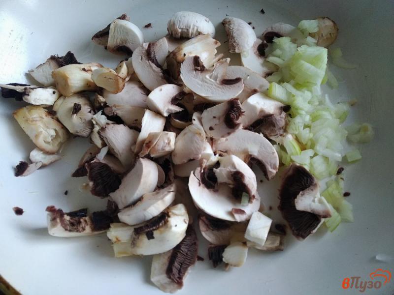Фото приготовление рецепта: Котлеты из картофеля и грибов шаг №1