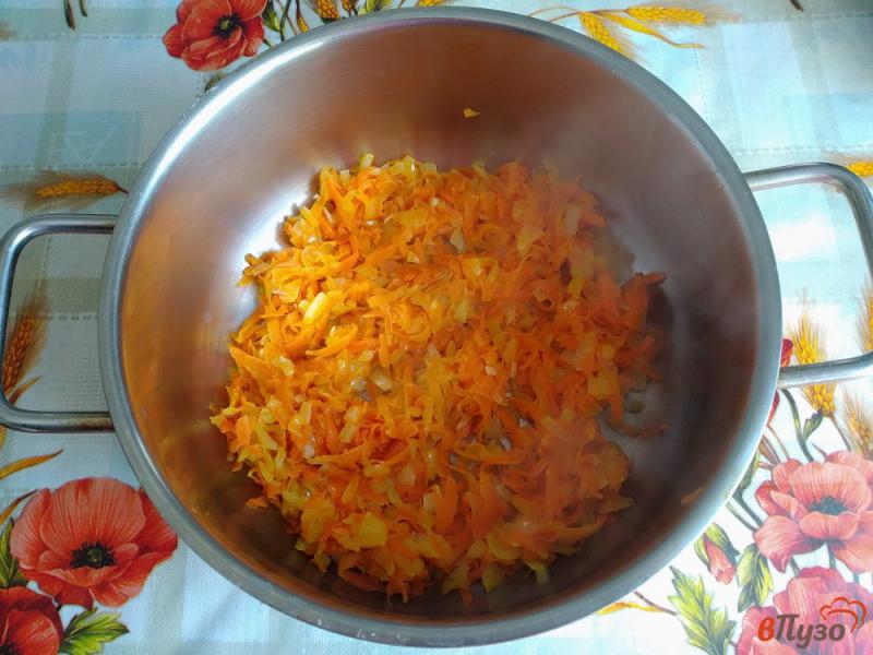 Фото приготовление рецепта: Печень с овощами в томатном соусе шаг №5