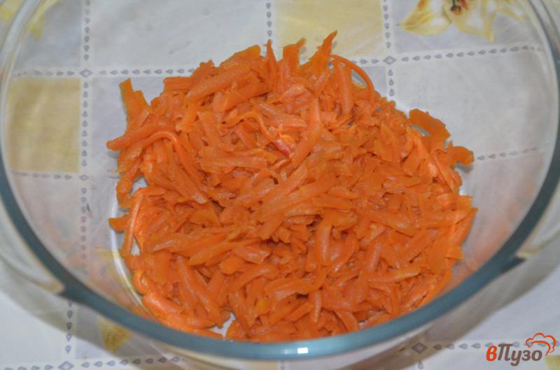 Фото приготовление рецепта: Салат овощной с сухариками шаг №1