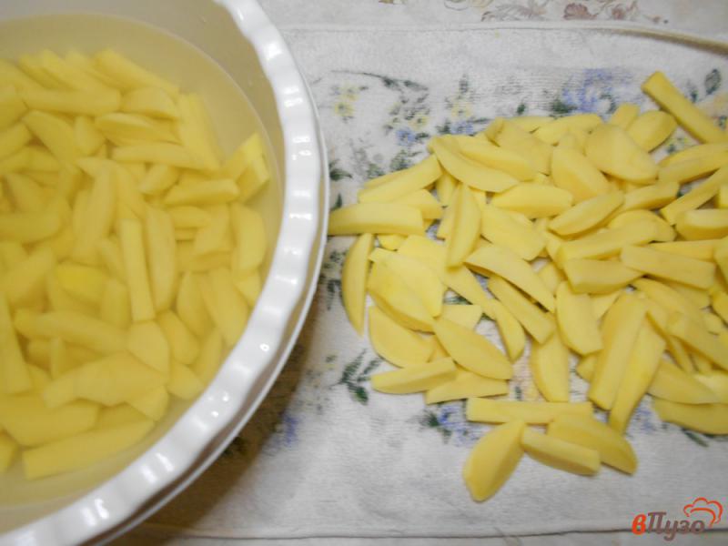 Фото приготовление рецепта: Жареные грибы с картофелем фри шаг №2