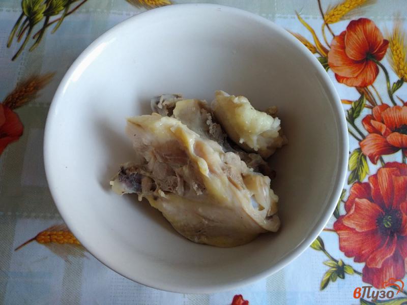 Фото приготовление рецепта: Суп из жёлтой чечевицы с капчеными крылышками шаг №2