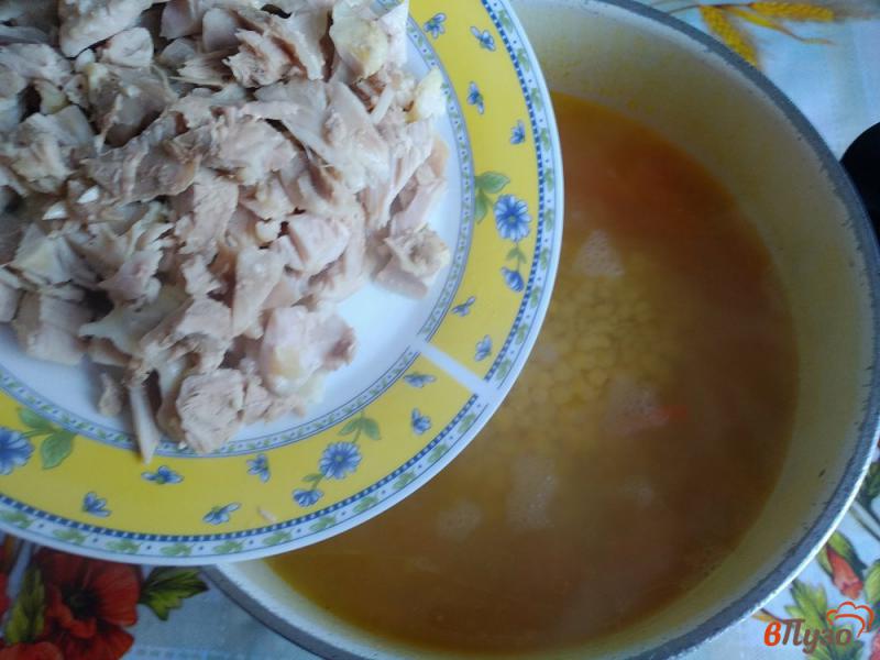 Фото приготовление рецепта: Суп из жёлтой чечевицы с капчеными крылышками шаг №6