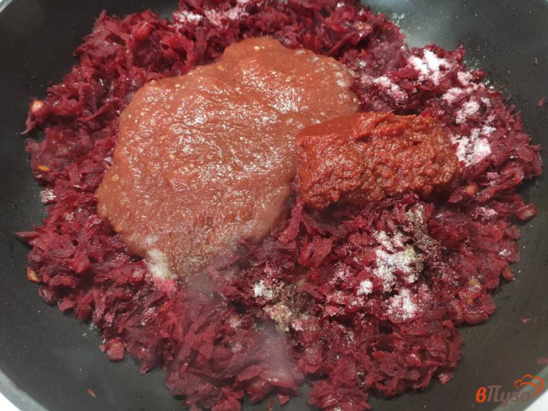Фото приготовление рецепта: Красный борщ с кетчупом шаг №8