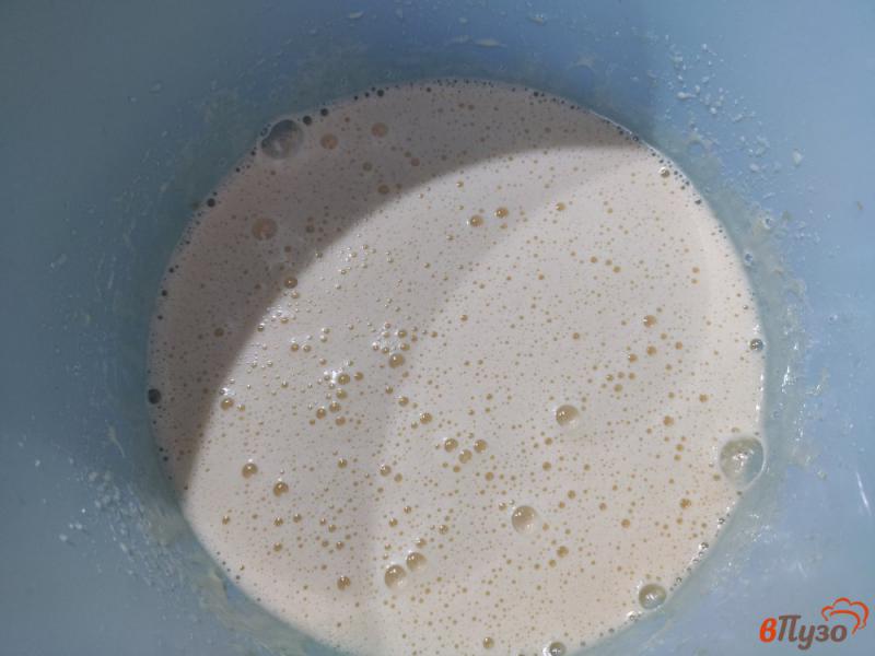 Фото приготовление рецепта: Булочки на молоке без дрожжей шаг №2