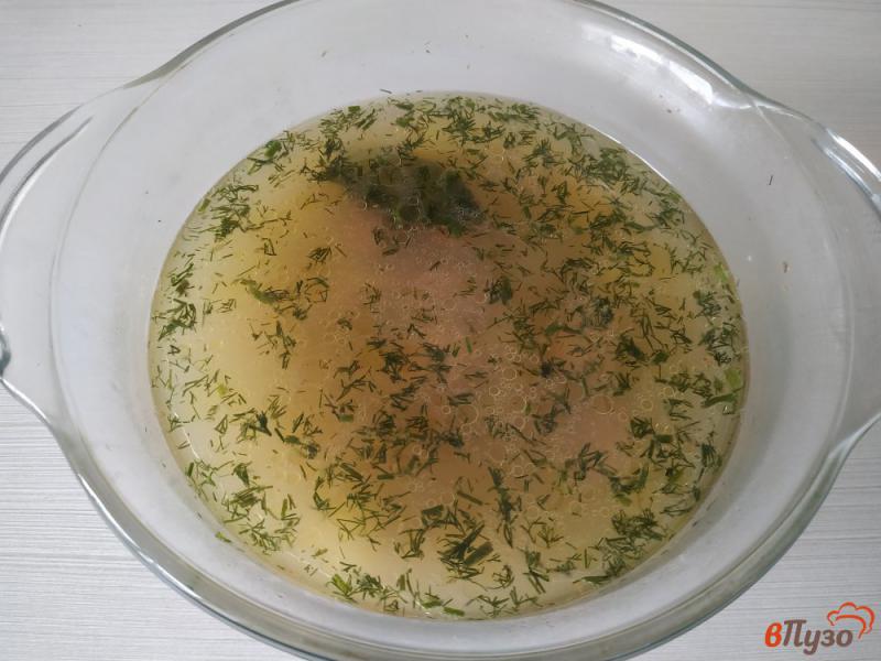 Фото приготовление рецепта: Гречневый суп с сосисками в микроволновке шаг №7
