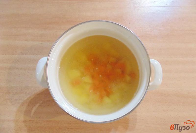 Фото приготовление рецепта: Диетический суп из индейки шаг №6