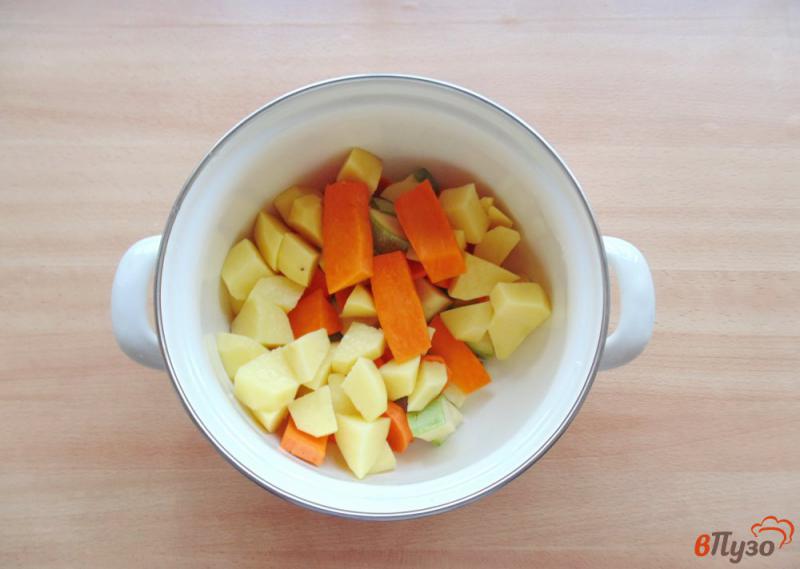 Фото приготовление рецепта: Овощной суп-пюре шаг №2