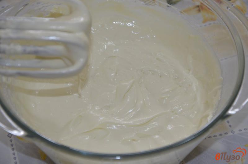 Фото приготовление рецепта: Торт «Птичье молоко» шаг №8