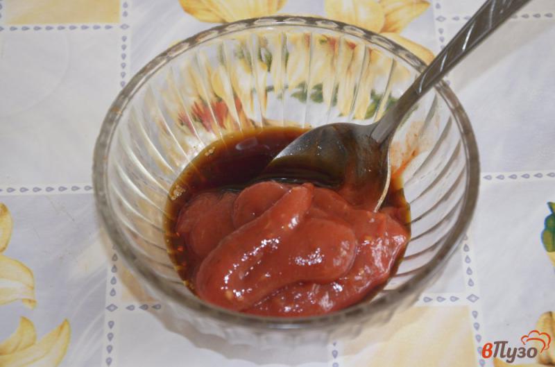 Фото приготовление рецепта: Картофель фри с томатным соусом шаг №5