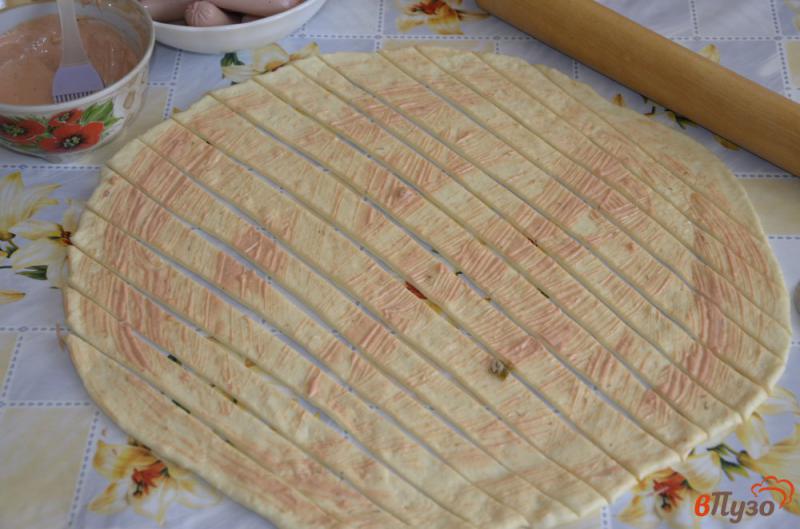 Фото приготовление рецепта: Сосиски в тесте с соусом шаг №12