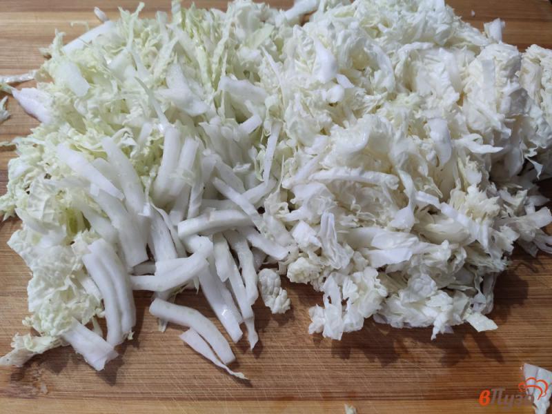Фото приготовление рецепта: Салат из зимних овощей с майонезом шаг №1