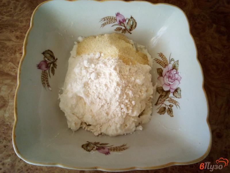 Фото приготовление рецепта: Творожная запеканка с кокосовой мукой шаг №4