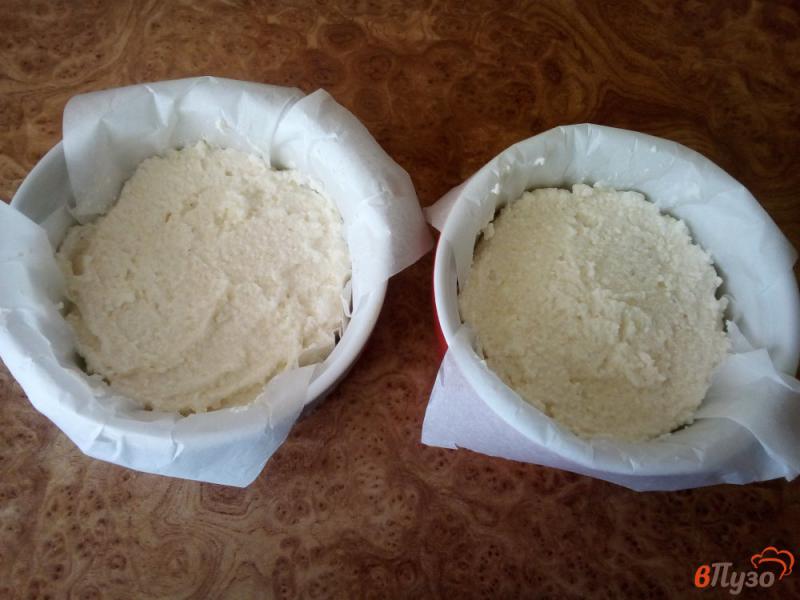 Фото приготовление рецепта: Творожная запеканка с кокосовой мукой шаг №5