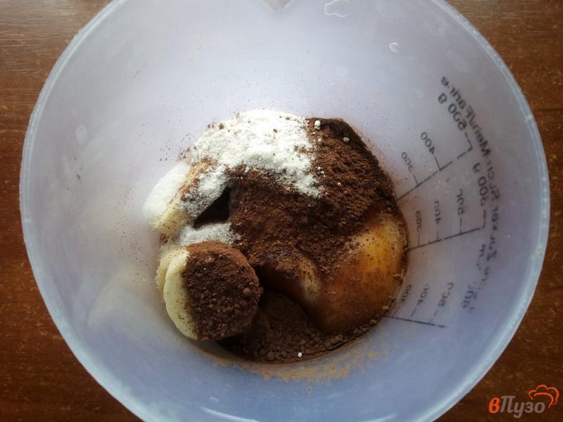 Фото приготовление рецепта: Бананово-шоколадный кекс шаг №2