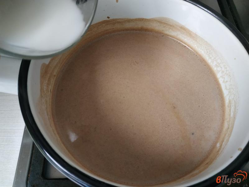 Фото приготовление рецепта: Шоколадно-молочный кисель шаг №7