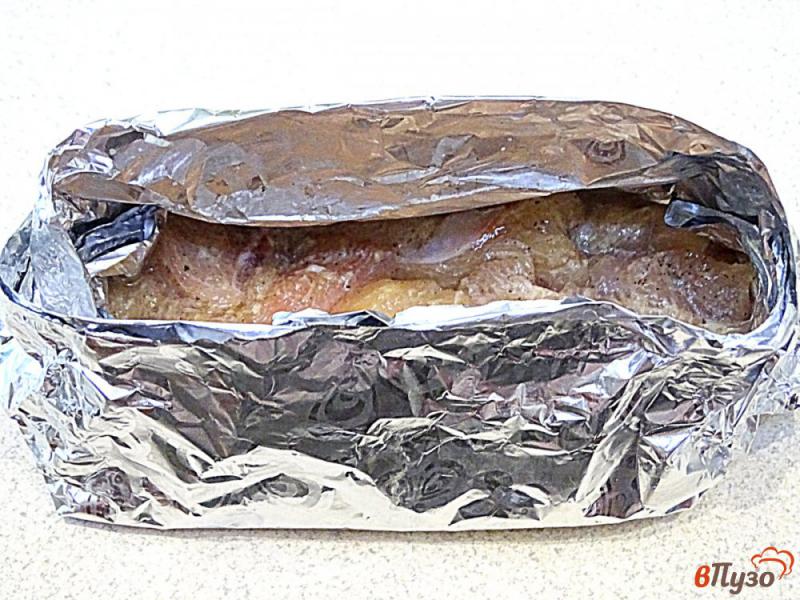 Фото приготовление рецепта: Сочная куриная грудка запеченная в духовке шаг №5