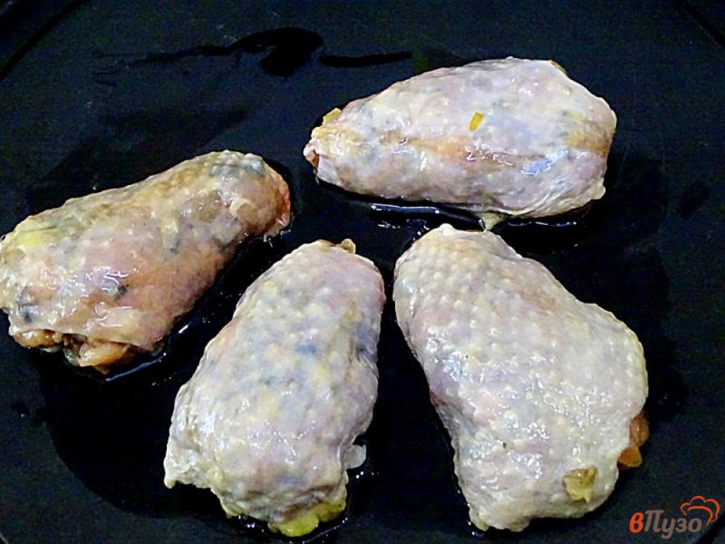 Фото приготовление рецепта: Куриные голени фаршированные шаг №9