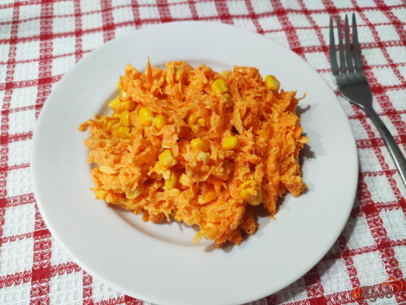 Фото приготовление рецепта: Салат из сырой моркови шаг №5
