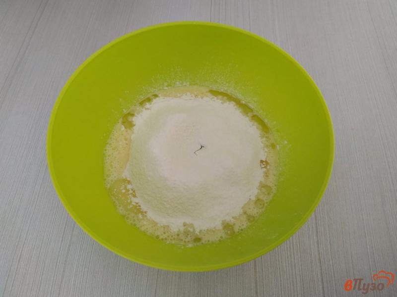Фото приготовление рецепта: Блинчики на молоке с зеленью шаг №4