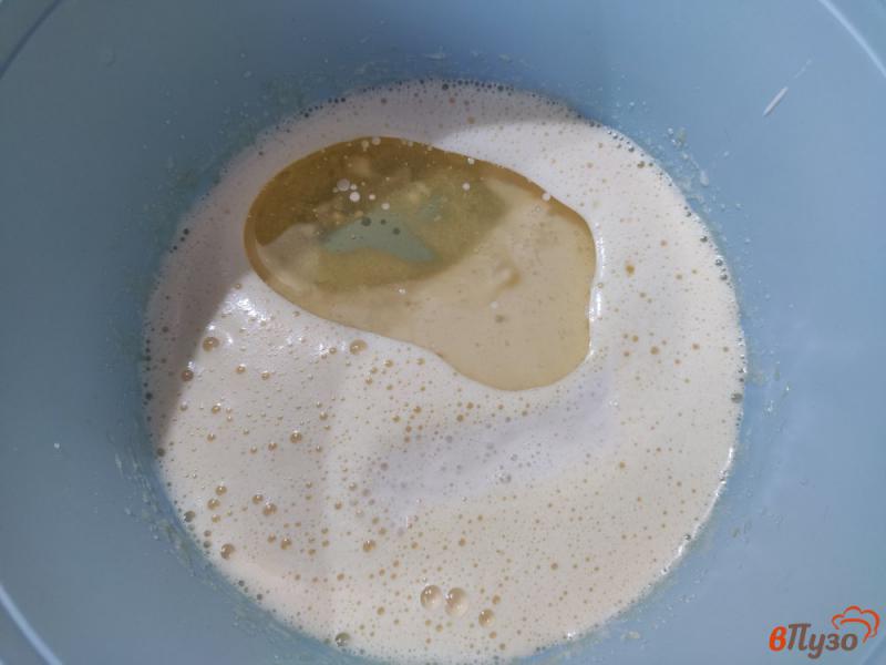 Фото приготовление рецепта: Мягкое печенье на ряженке с кокосовой стружкой шаг №2