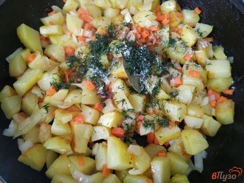 Фото приготовление рецепта: Картофельное рагу шаг №6