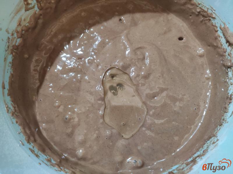 Фото приготовление рецепта: Шоколадные панкейки с соусом шаг №5