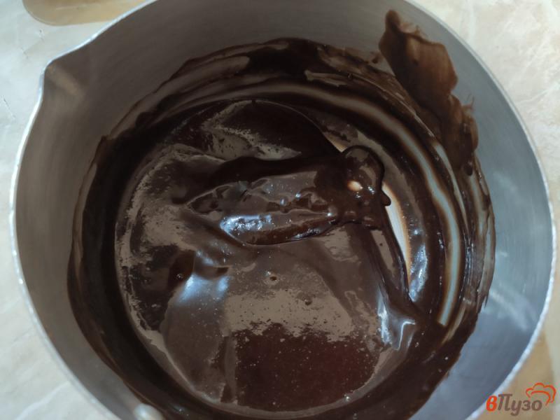 Фото приготовление рецепта: Шоколадные панкейки с соусом шаг №8